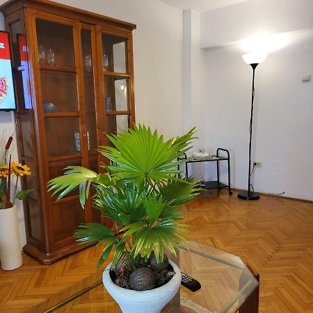 Melia Residence Boekarest Buitenkant foto