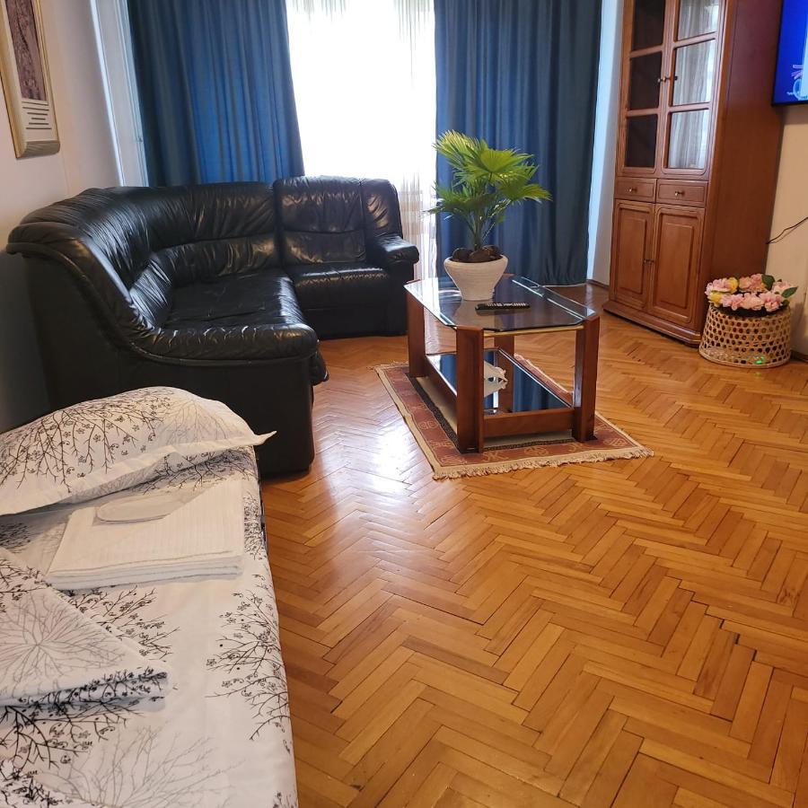 Melia Residence Boekarest Buitenkant foto