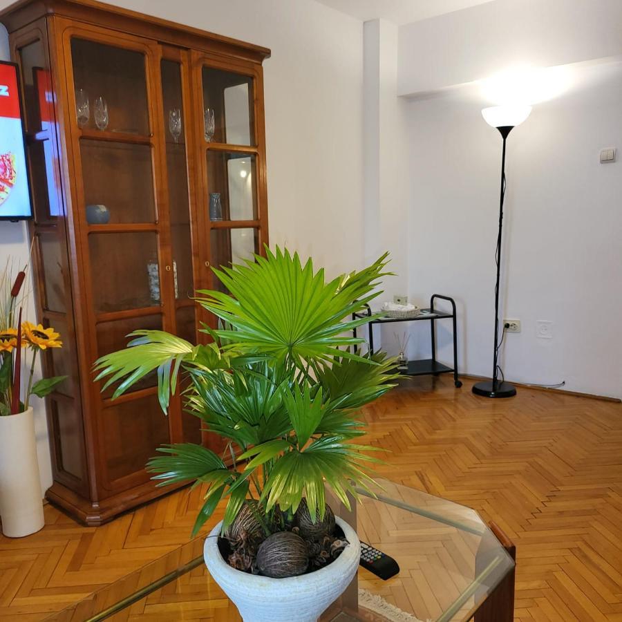 Melia Residence Boekarest Buitenkant foto